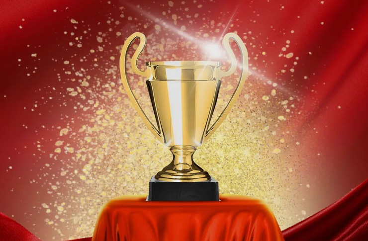 迅鐳激光董事長獲“優秀共產黨員”及“警風警紀監督員”兩項殊榮！