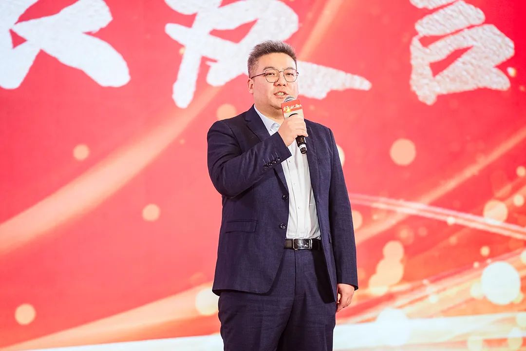 靈蟒賀歲，華章共啟 | 迅鐳激光2024年度工作總結(jié)會(huì)議暨年終盛典圓滿舉行！(圖8)