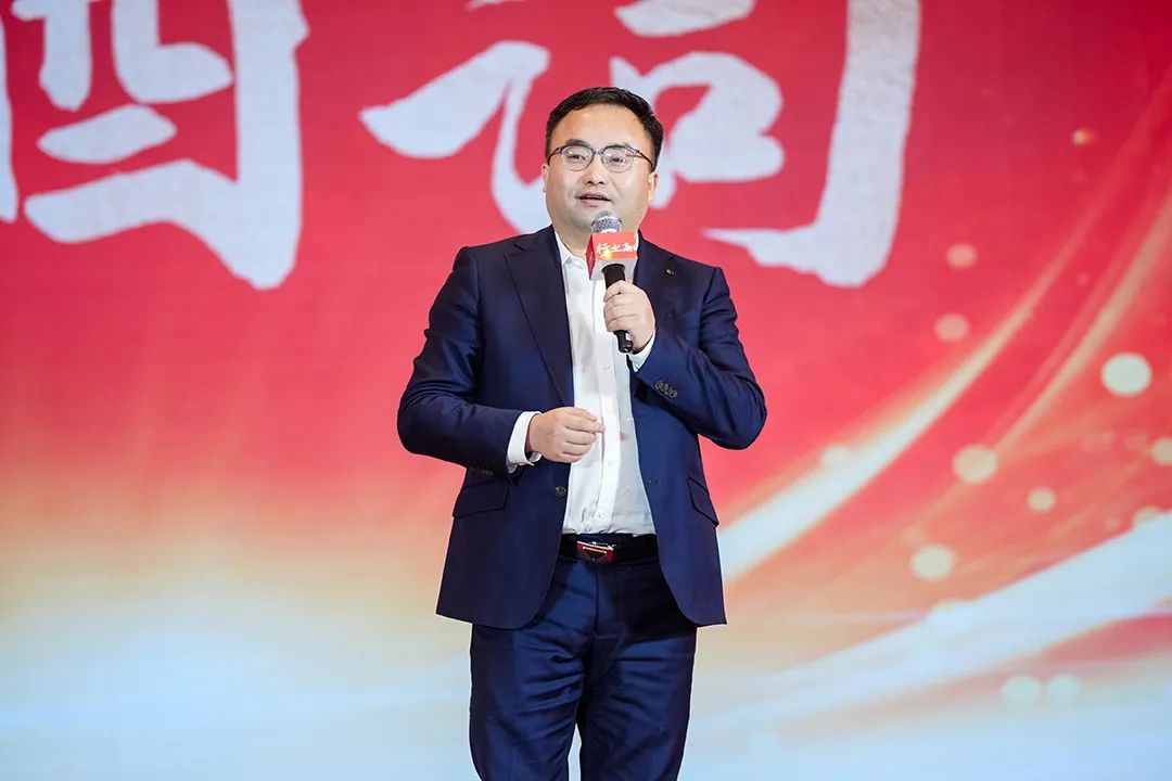 靈蟒賀歲，華章共啟 | 迅鐳激光2024年度工作總結(jié)會(huì)議暨年終盛典圓滿舉行！(圖17)