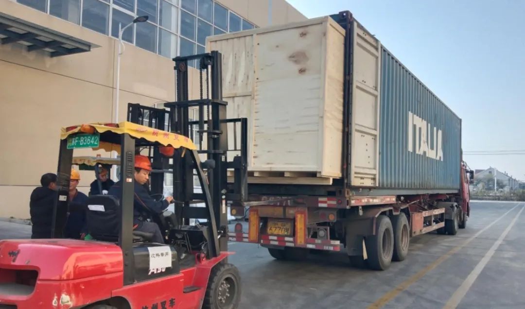 迅鐳激光旗艦機(jī)型成功交付德國,中國智造閃耀歐洲高端市場!(圖2)