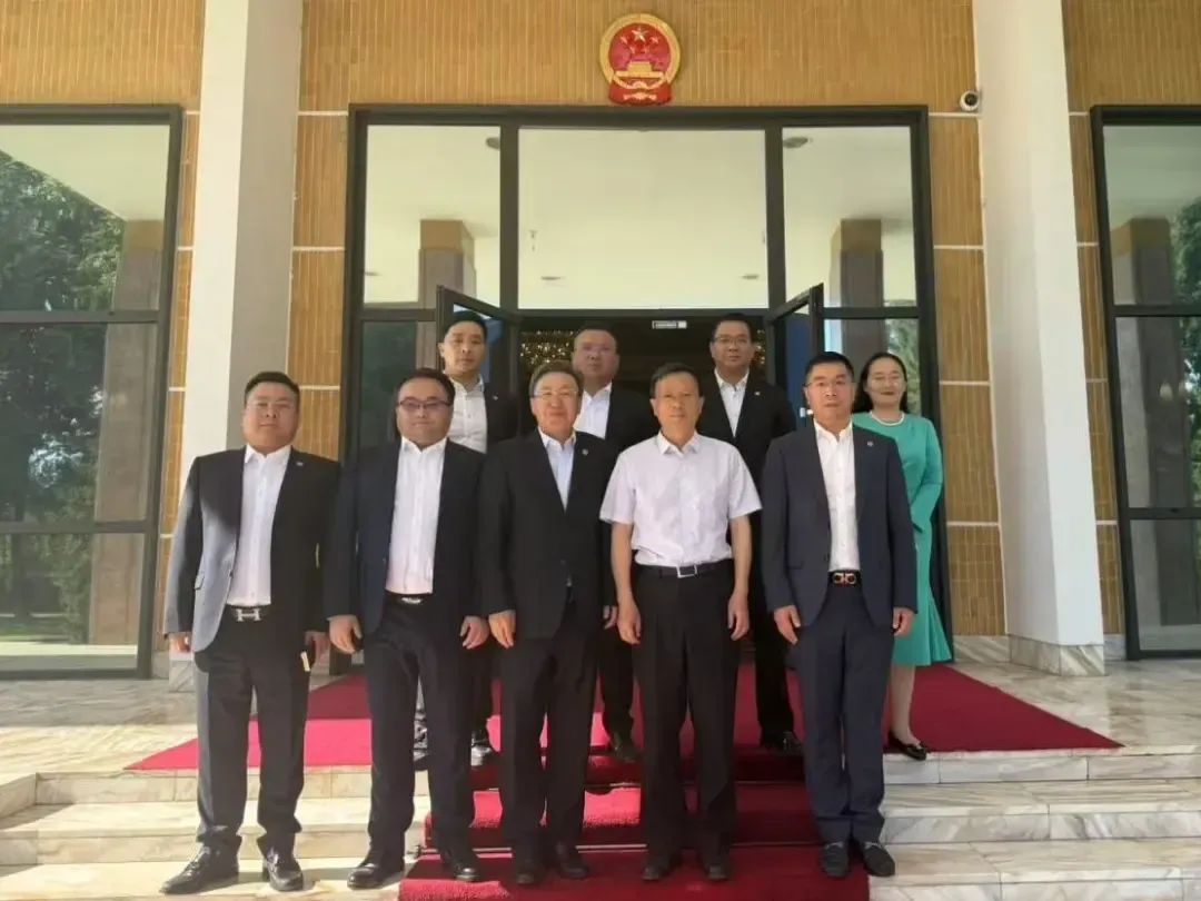 迅鐳激光董事長(zhǎng)顏章健率隊(duì)赴歐洲進(jìn)行商務(wù)考察(圖7)