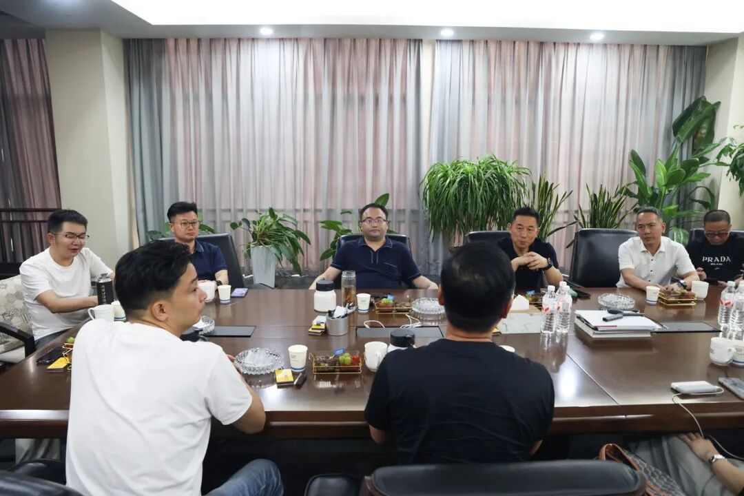 全墨西哥華人華僑總會耶天慧會長再度到訪迅鐳激光續(xù)寫合作新篇章(圖3)